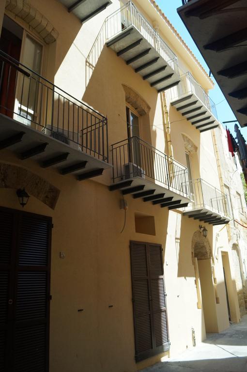 Khalisah Bed & Breakfast Palermo Exterior foto