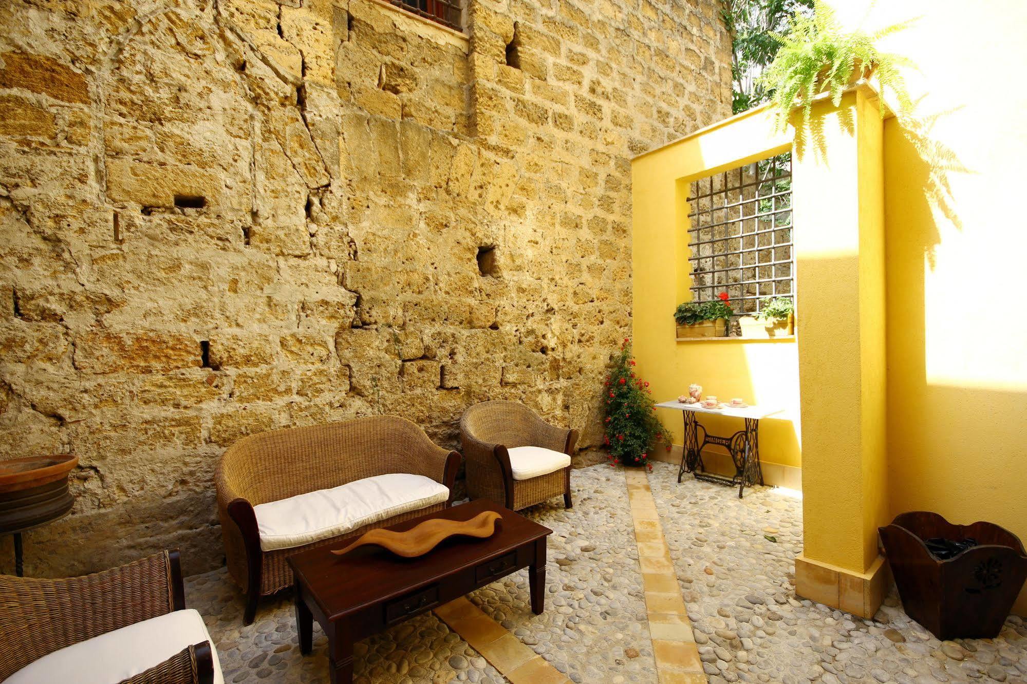 Khalisah Bed & Breakfast Palermo Exterior foto